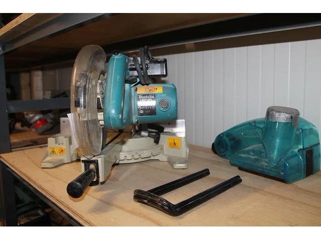 Afkort- / verstekzaag makita ls0714fl. - afbeelding 2 van  2