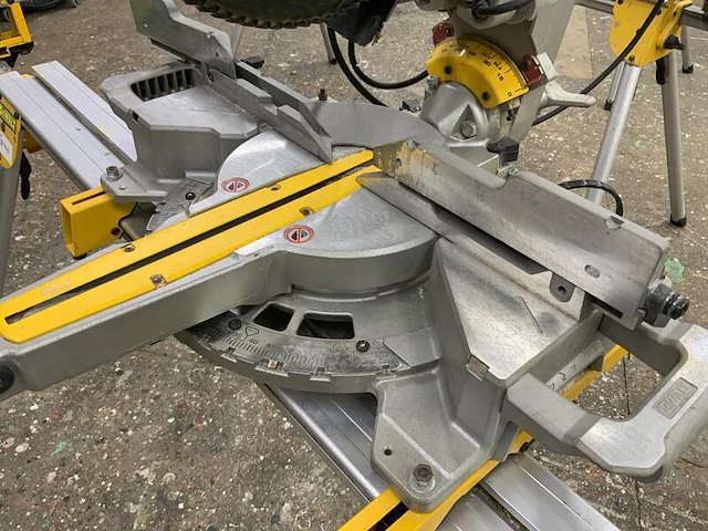 Afkortcirkel zaag, dewalt, dws727-qs, geel - afbeelding 4 van  6