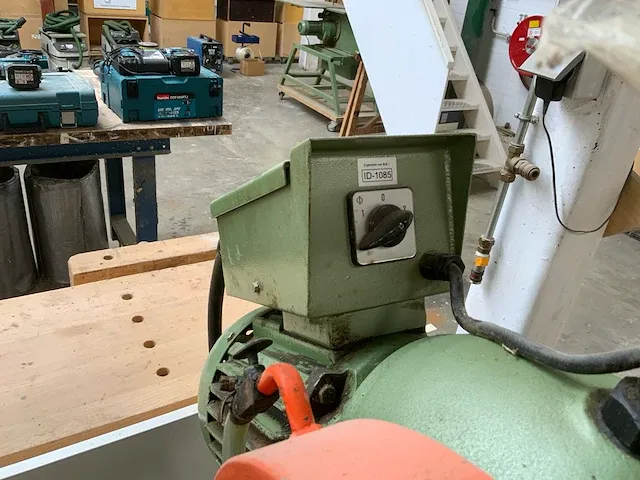 Afkortcirkelzaagmachine - afbeelding 5 van  7