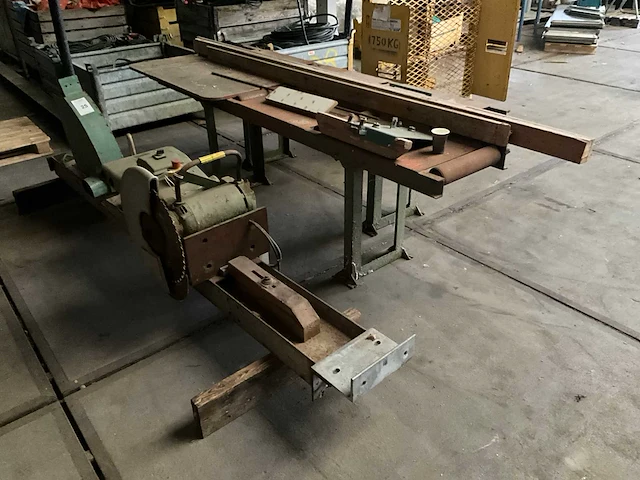 Afkortcirkelzaagmachine - afbeelding 1 van  7