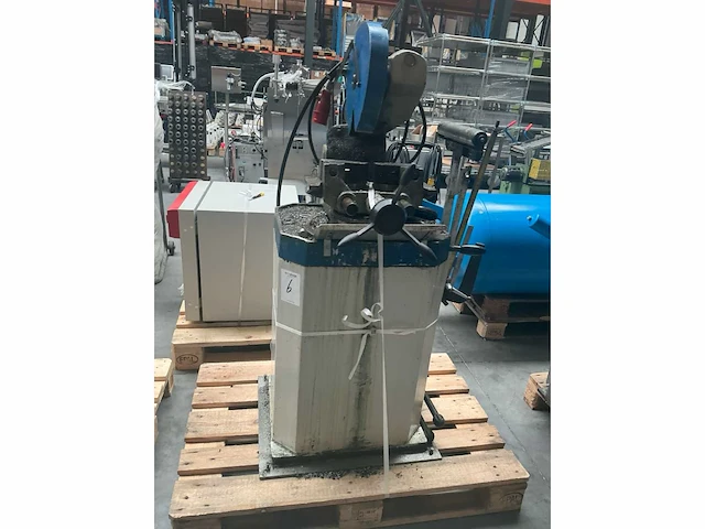 Afkortcirkelzaagmachine - afbeelding 3 van  9