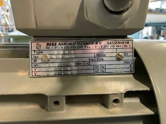 Afkortcirkelzaagmachine - afbeelding 14 van  14