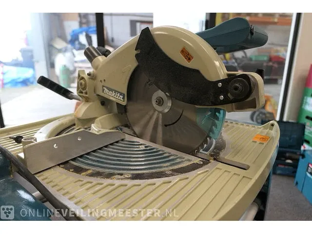 Afkort/tafelzaag makita, lf1000, 2022 - afbeelding 9 van  13
