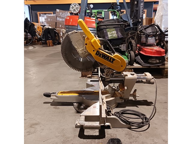 Afkortzaag, de walt, dws 780 - afbeelding 4 van  11