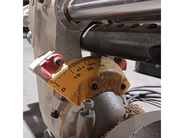 Afkortzaag, de walt, dws 780 - afbeelding 10 van  11