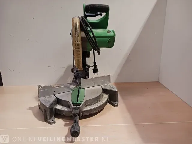 Afkortzaag hitachi, c10fch2 laser, bouwjaar 2008 - afbeelding 6 van  8