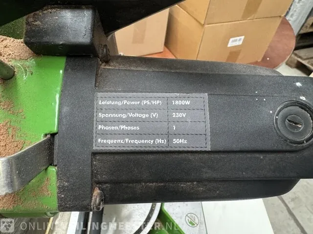 Afkortzaag met tafel 1800w zipper - afbeelding 7 van  7