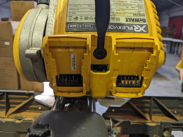 Afkortzaagmachine op onderstel, dewalt, dhs780 type20 - afbeelding 4 van  18