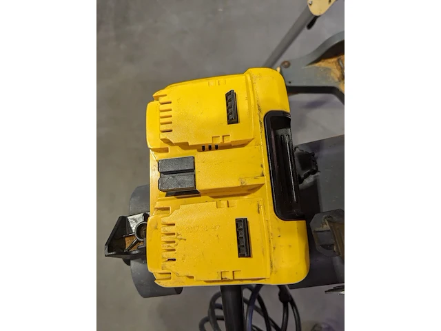 Afkortzaagmachine op onderstel, dewalt, dhs780 type20 - afbeelding 7 van  18