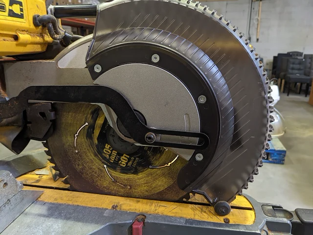 Afkortzaagmachine op onderstel, dewalt, dhs780 type20 - afbeelding 15 van  18