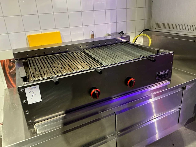 African lavasteengrill - afbeelding 1 van  5