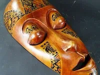 Afrikaans houten masker - afbeelding 4 van  5