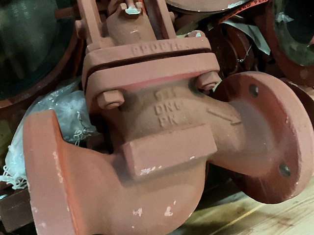 Afsluiter, divers (9x) - afbeelding 7 van  8