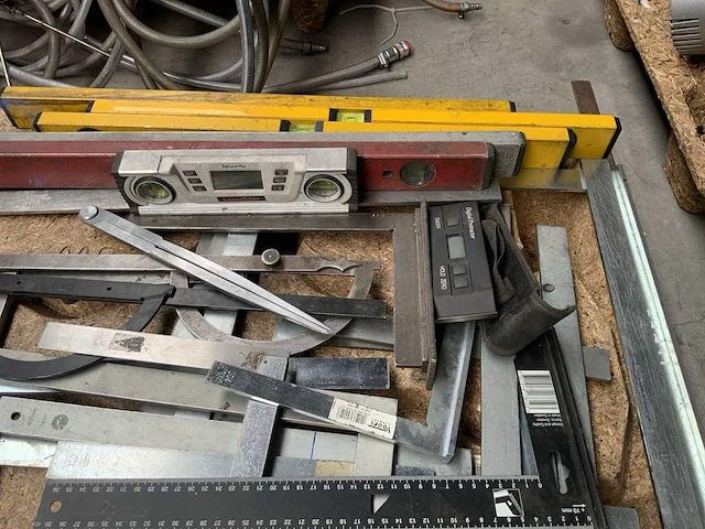 Aftekengereedschap - afbeelding 2 van  2