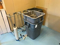 Afvalcontainer en divers (3x)