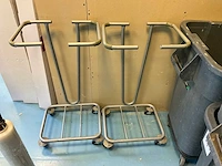 Afvalcontainer en divers (3x) - afbeelding 3 van  4