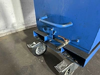 Afvalcontainer - afbeelding 4 van  5