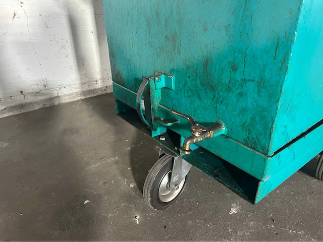 Afvalcontainer - afbeelding 4 van  5