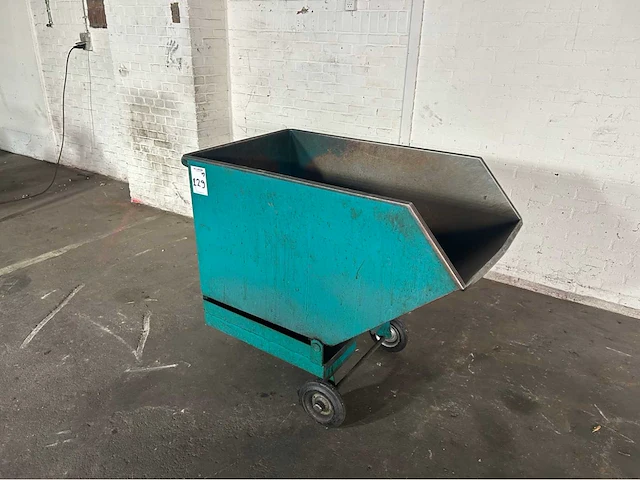 Afvalcontainer - afbeelding 1 van  5