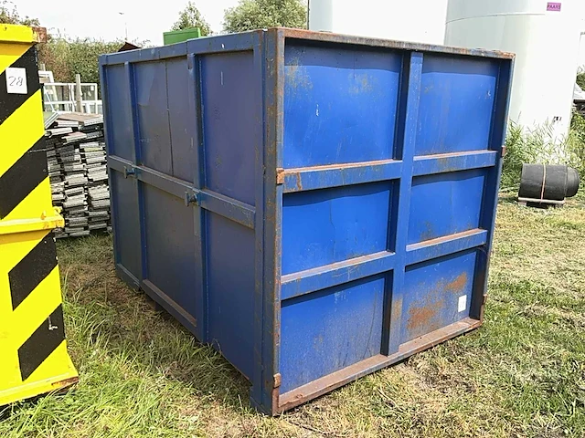 Afvalcontainer - afbeelding 2 van  6