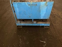 Afvalcontainer - afbeelding 4 van  5