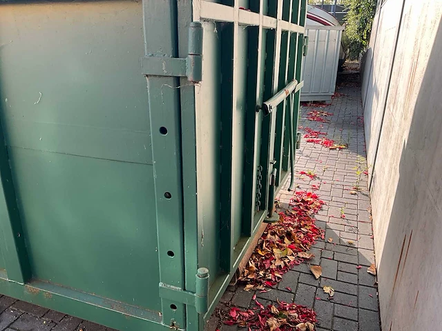 Afvalcontainer - afbeelding 13 van  15