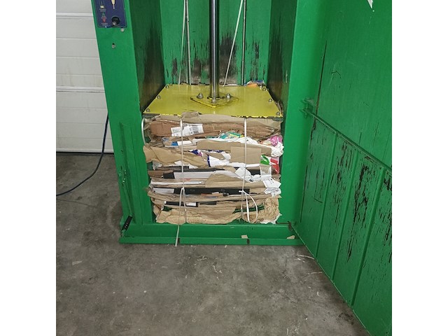 Afvalpers | papierpers | balenpers, macfab, 75, groen, 2006 - afbeelding 7 van  9