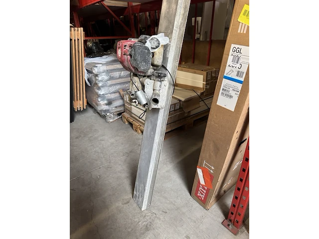 Afwerkspaan beton - afbeelding 2 van  4
