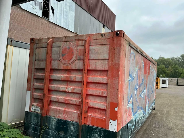 Afzet 20ft container geisoleerd - afbeelding 6 van  11