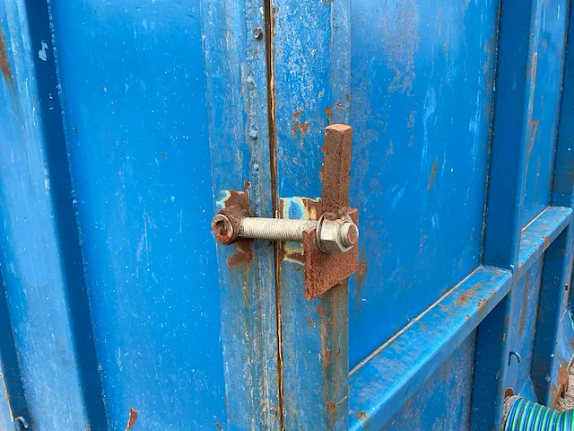 Afzet afvalcontainer 30m3 - afbeelding 15 van  16