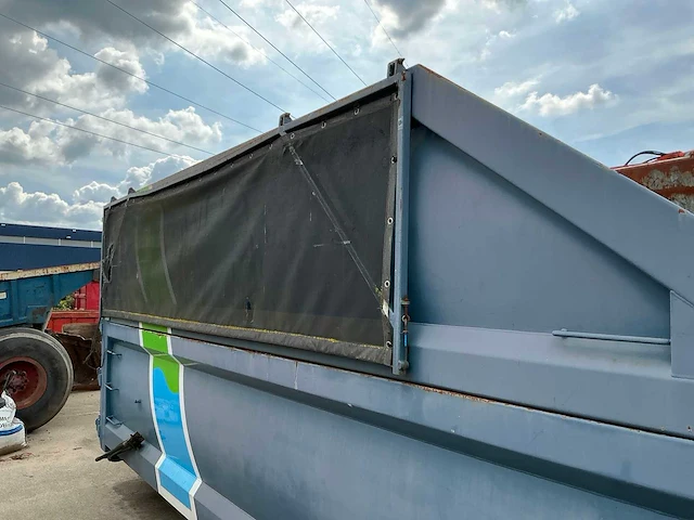 Afzet afvalcontainer met kraan - afbeelding 8 van  28