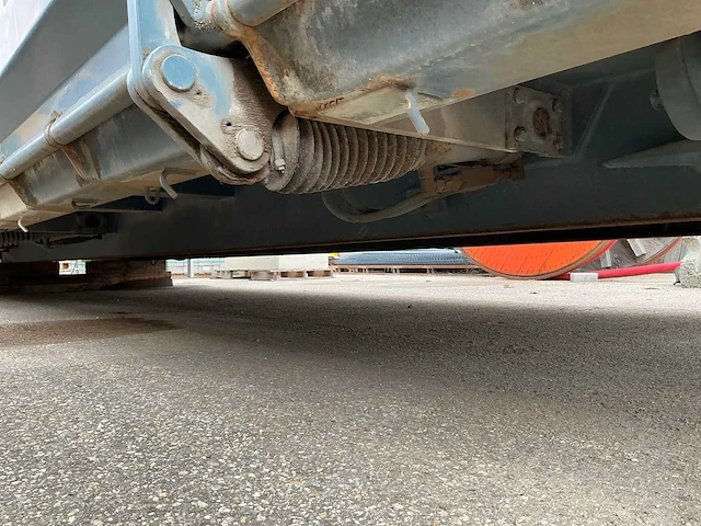 Afzet afvalcontainer met kraan - afbeelding 15 van  28