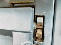 Afzet afvalcontainer met kraan - afbeelding 17 van  28