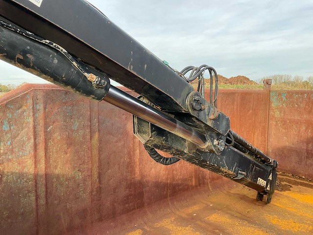 Afzet afvalcontainer met laadkraan - afbeelding 10 van  20