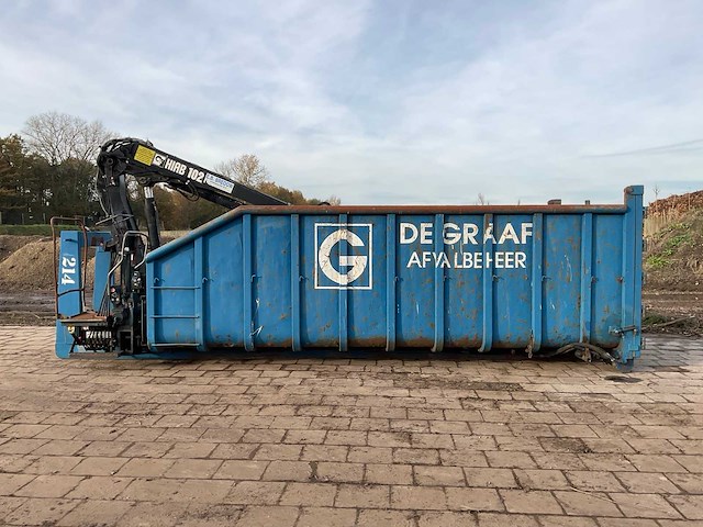 Afzet afvalcontainer met laadkraan - afbeelding 12 van  20