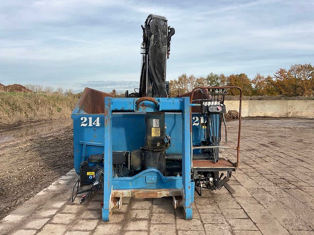 Afzet afvalcontainer met laadkraan - afbeelding 19 van  20