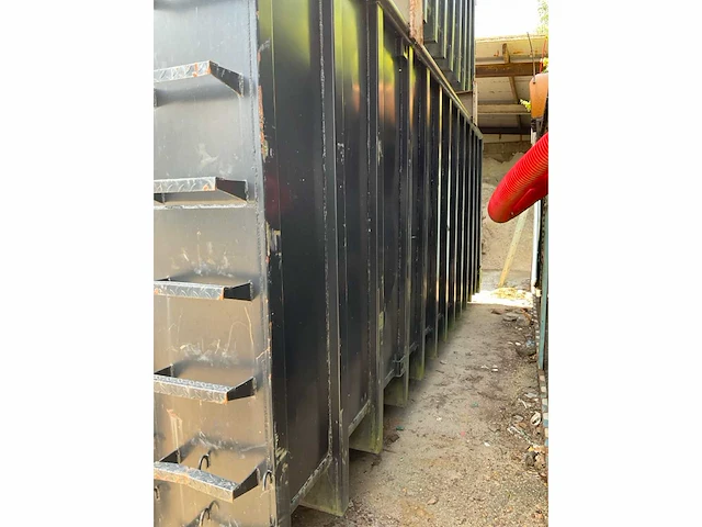 Afzet afvalcontainer - afbeelding 4 van  5