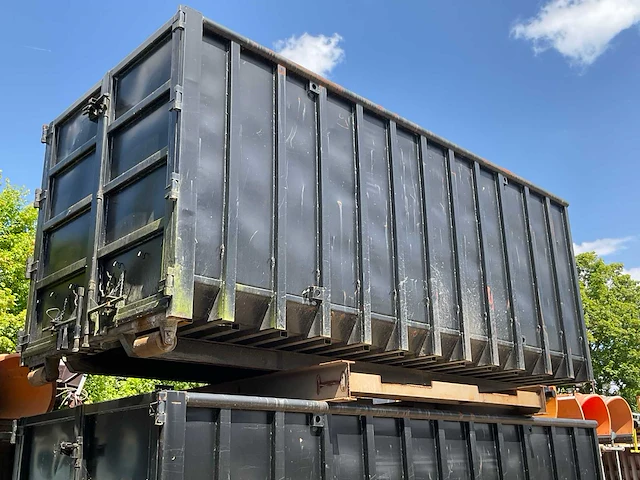 Afzet afvalcontainer - afbeelding 1 van  7