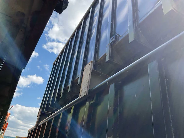 Afzet afvalcontainer - afbeelding 6 van  7