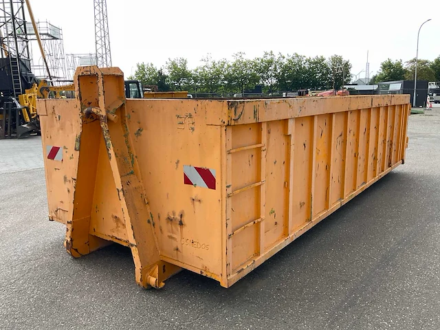 Afzet afvalcontainer - afbeelding 1 van  11