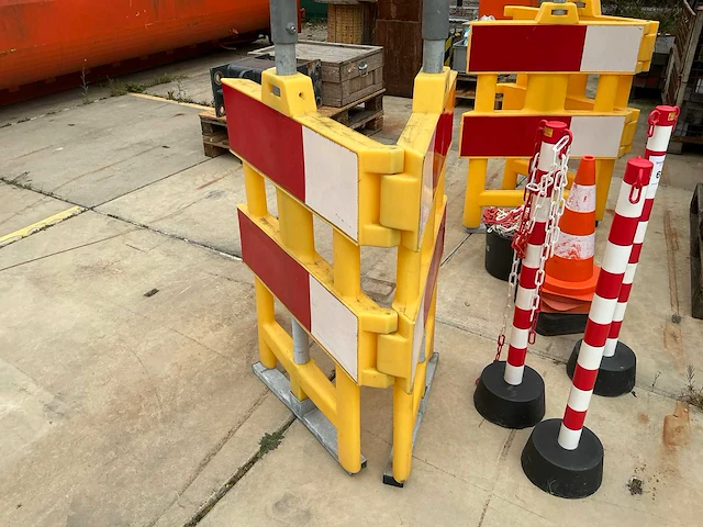 Afzet materiaal - afbeelding 11 van  12