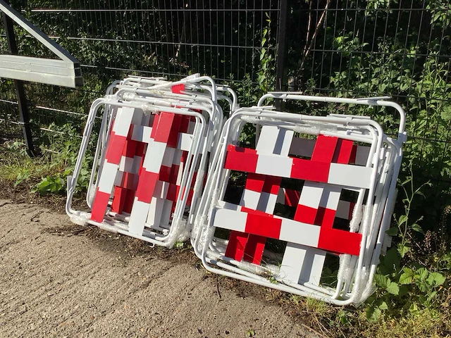 Afzetborden (22x) - afbeelding 1 van  2