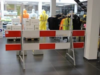 Afzethek met twee aluminium bordhouders breedte 250cm - afbeelding 2 van  2