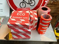 Afzetlint en verkeersbord - afbeelding 2 van  5