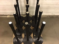 Afzetpaal (12x) zwart met treklint - afbeelding 2 van  2