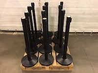 Afzetpaal (12x) zwart met treklint - afbeelding 1 van  2