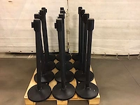 Afzetpaal (12x) zwart met treklint - afbeelding 1 van  2