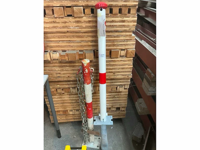 Afzetpaal en hoekbescherming (2x) - afbeelding 4 van  4
