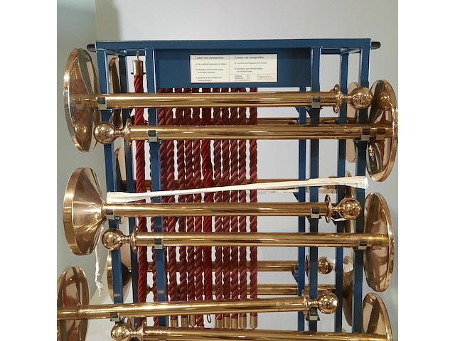 Afzetpalen en garderobe rekken - afbeelding 6 van  12