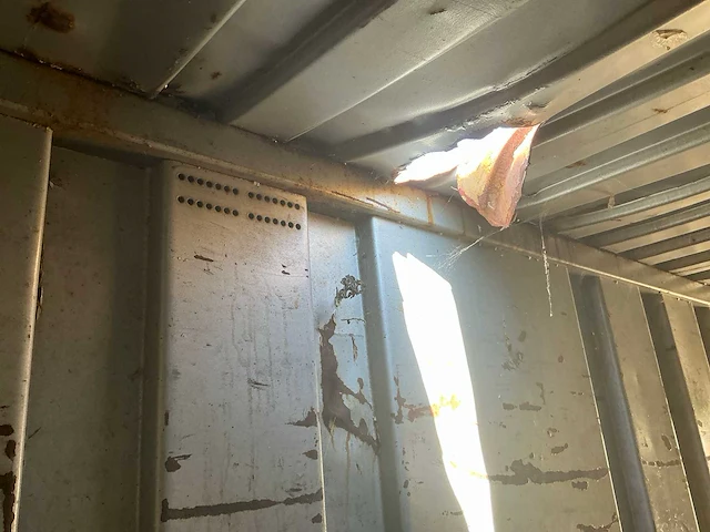 Afzetzeecontainer 20ft - afbeelding 6 van  15